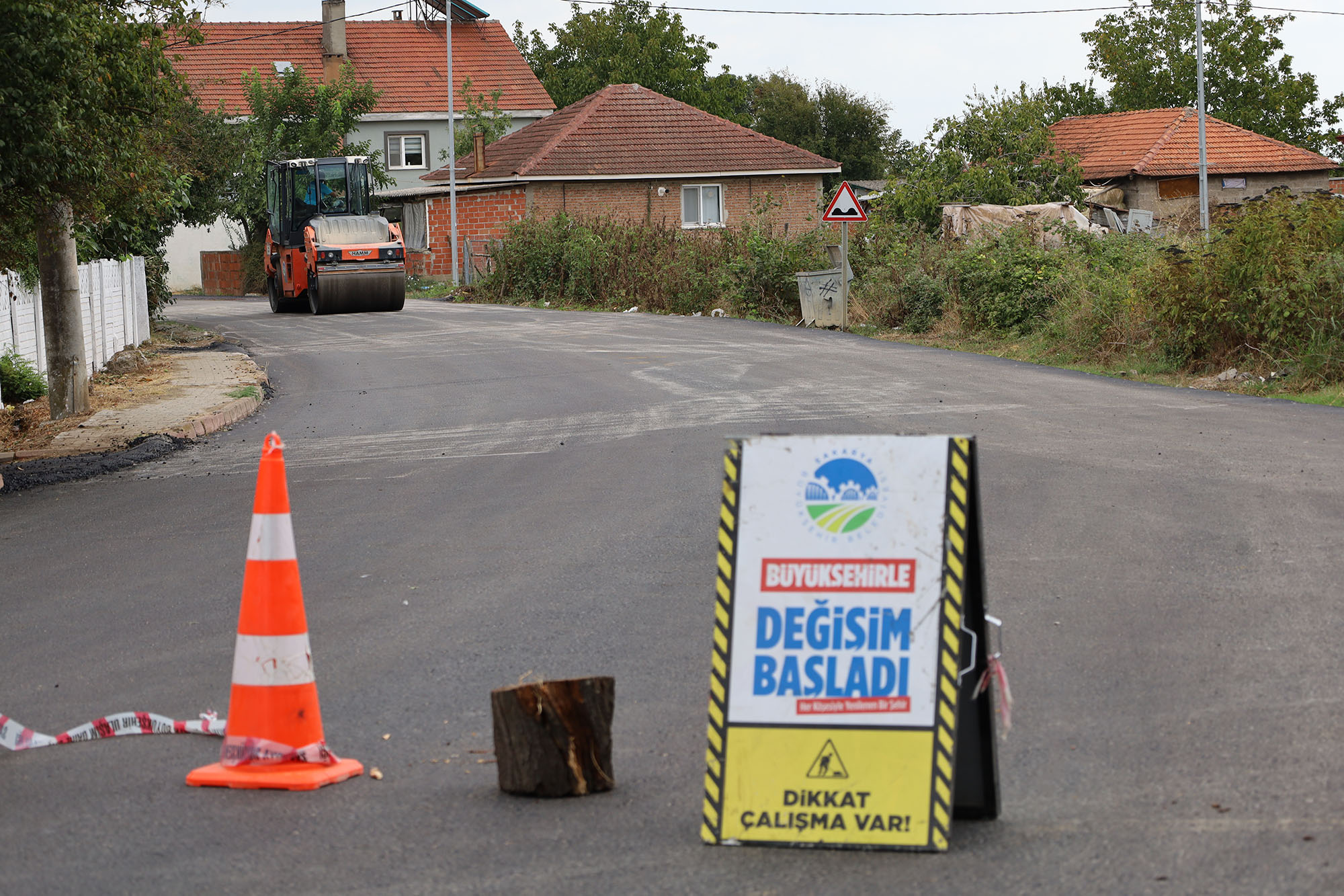 Adapazarı ve Serdivan’ın kırsalında kritik güzergâh Büyükşehirle sil baştan 