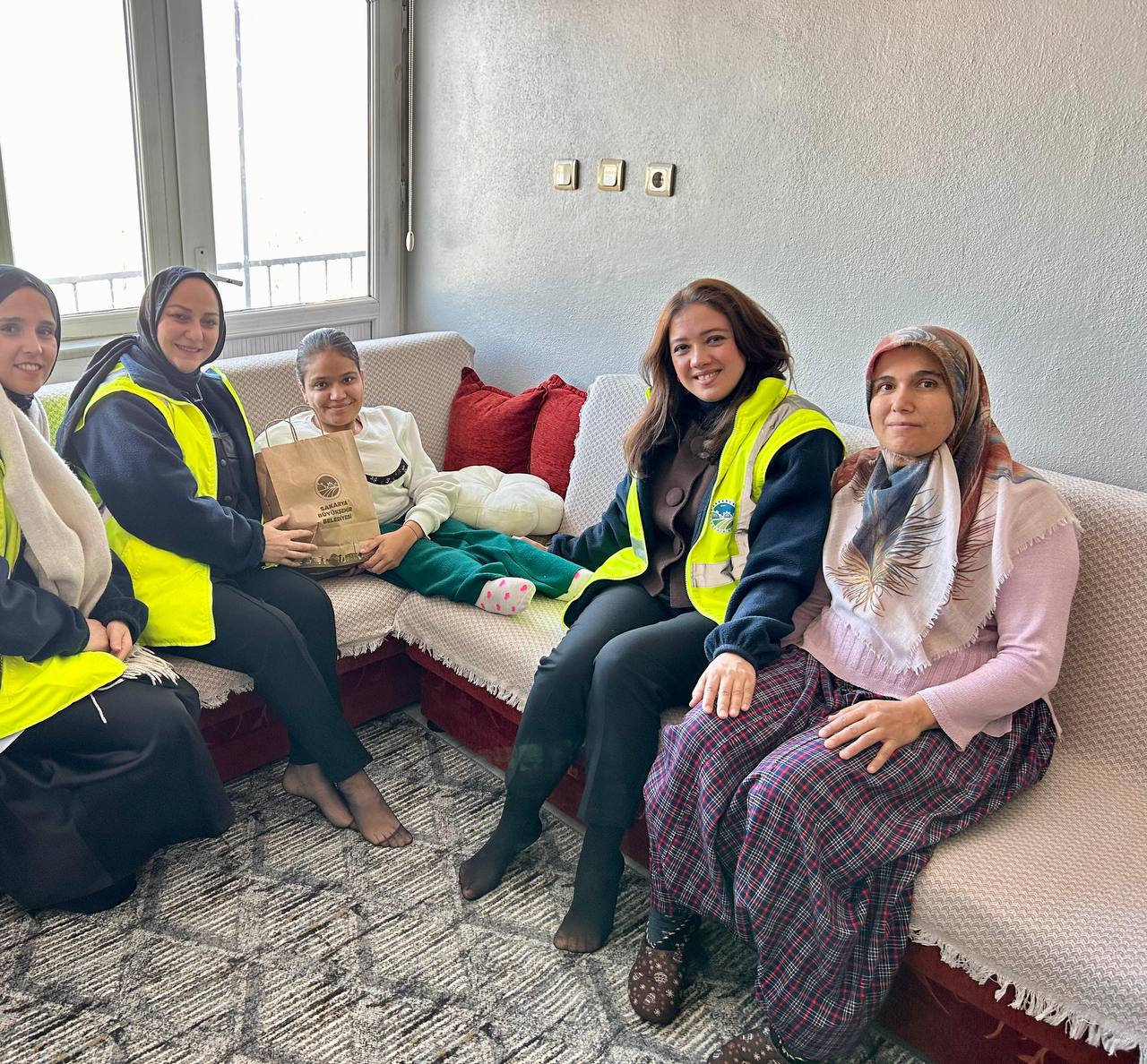 Büyükşehir’den Taraklı ’da gönüllere dokunan ziyaret