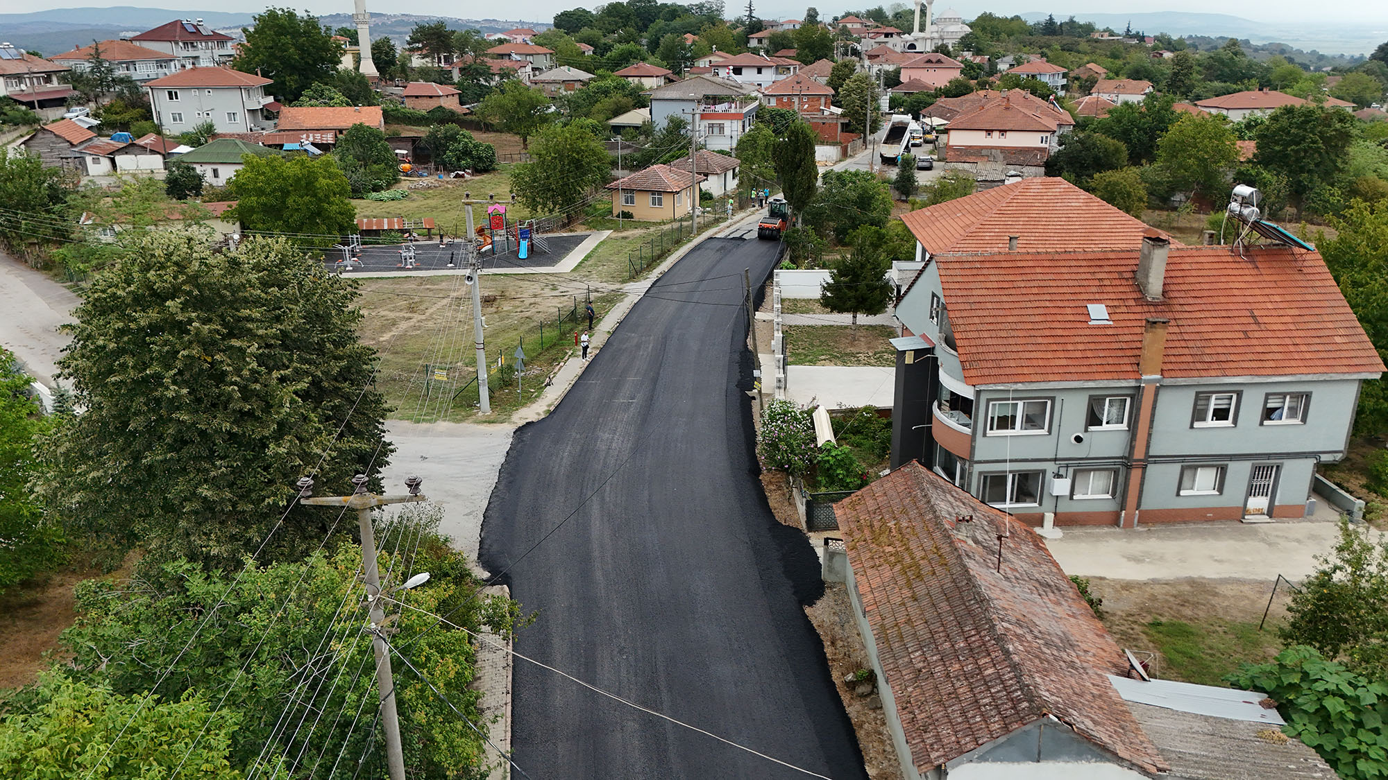 Adapazarı ve Serdivan’ın kırsalında kritik güzergâh Büyükşehirle sil baştan 