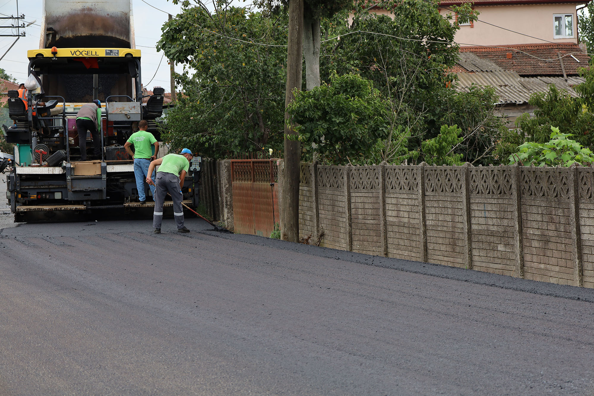 Adapazarı ve Serdivan’ın kırsalında kritik güzergâh Büyükşehirle sil baştan 