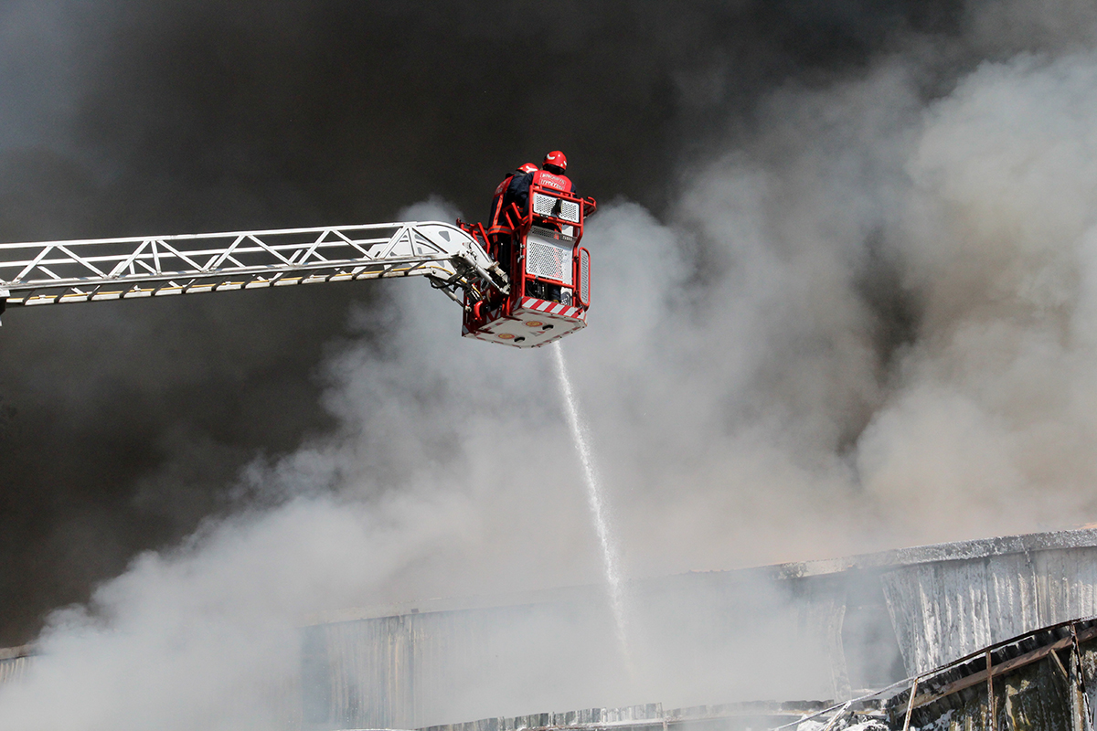 Sakarya’nın kahraman itfaiyecileri 10 ayda 11 bin 595 olaya müdahale etti