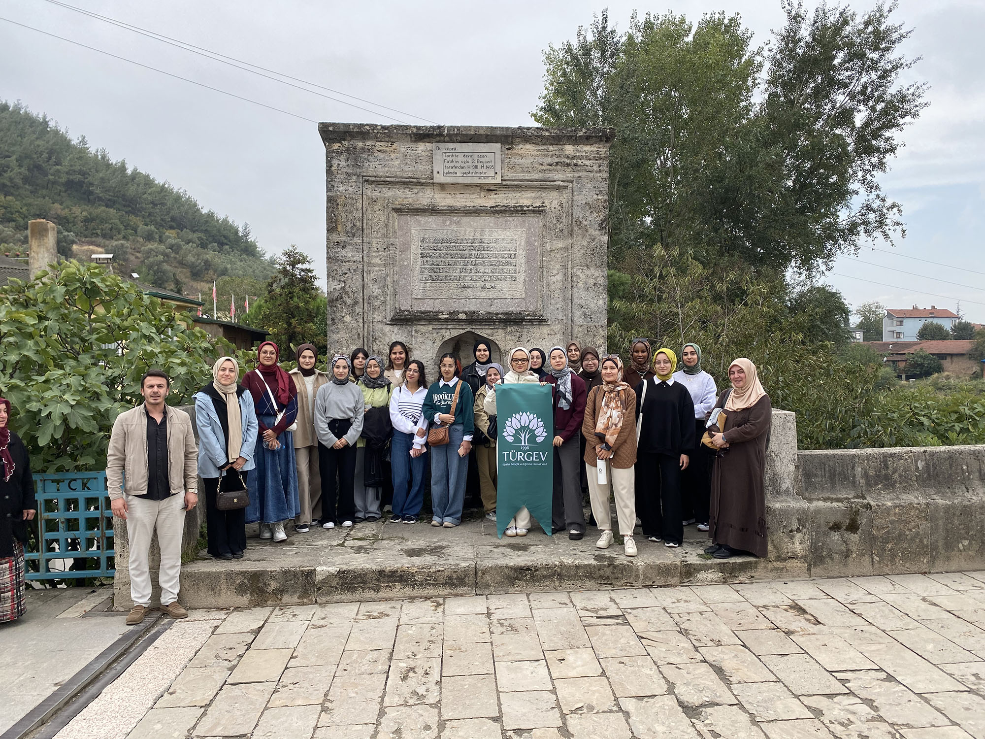 Gençler Sakarya’nın cennet mekanlarıyla ve tarihiyle buluşuyor