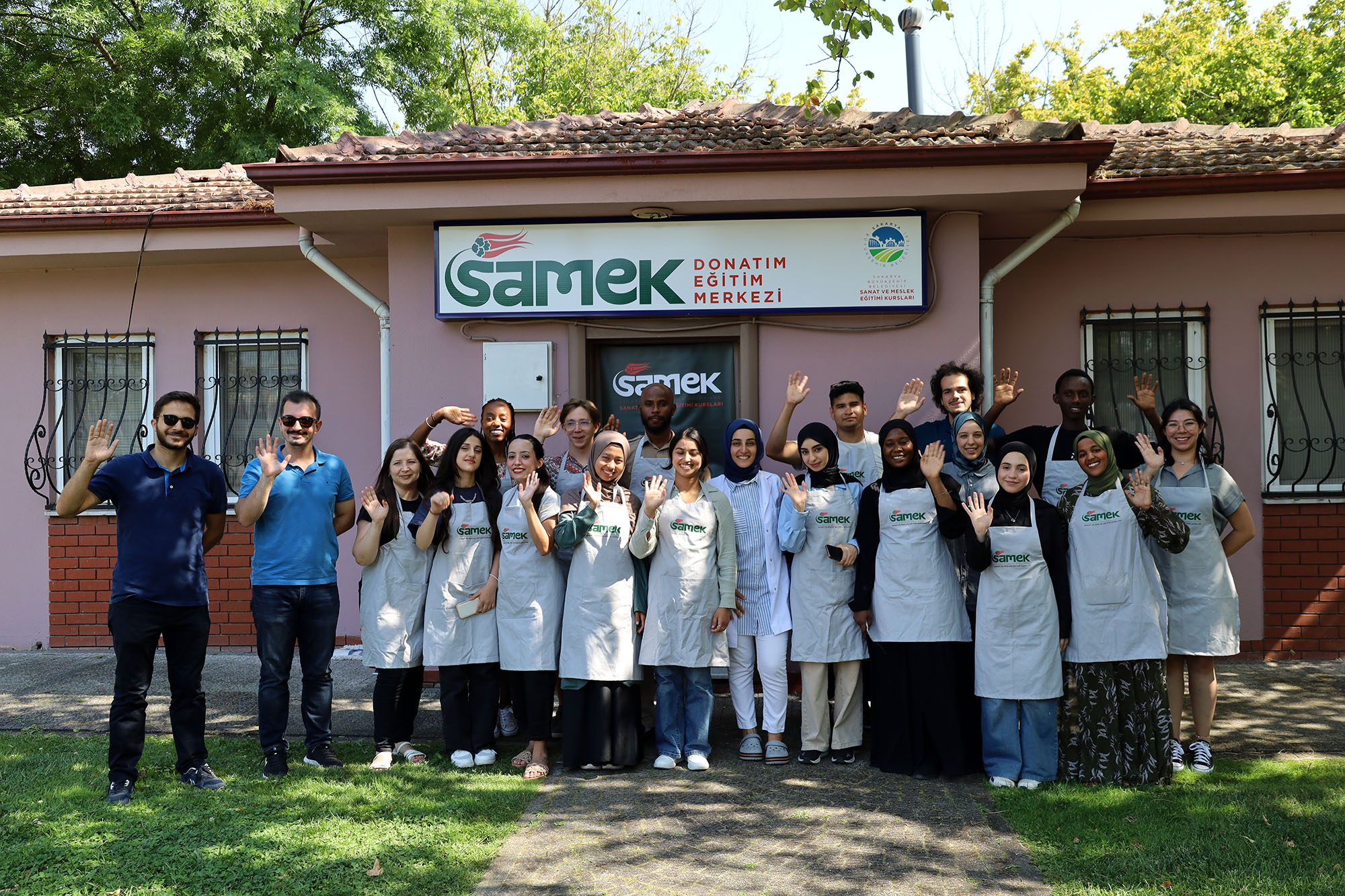 Dünyanın dört bir yanından gençler Büyükşehirle Türk kültürünü tanıdı