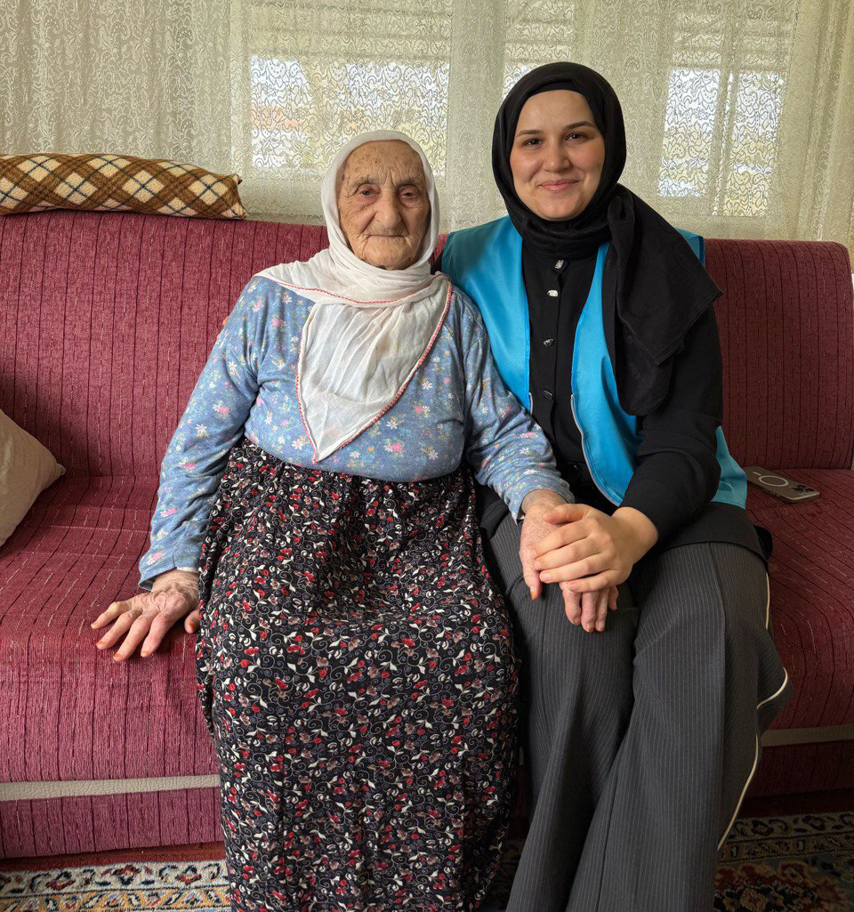 Büyükşehir şehrin dört bir yanında yürekleri ısıtıyor