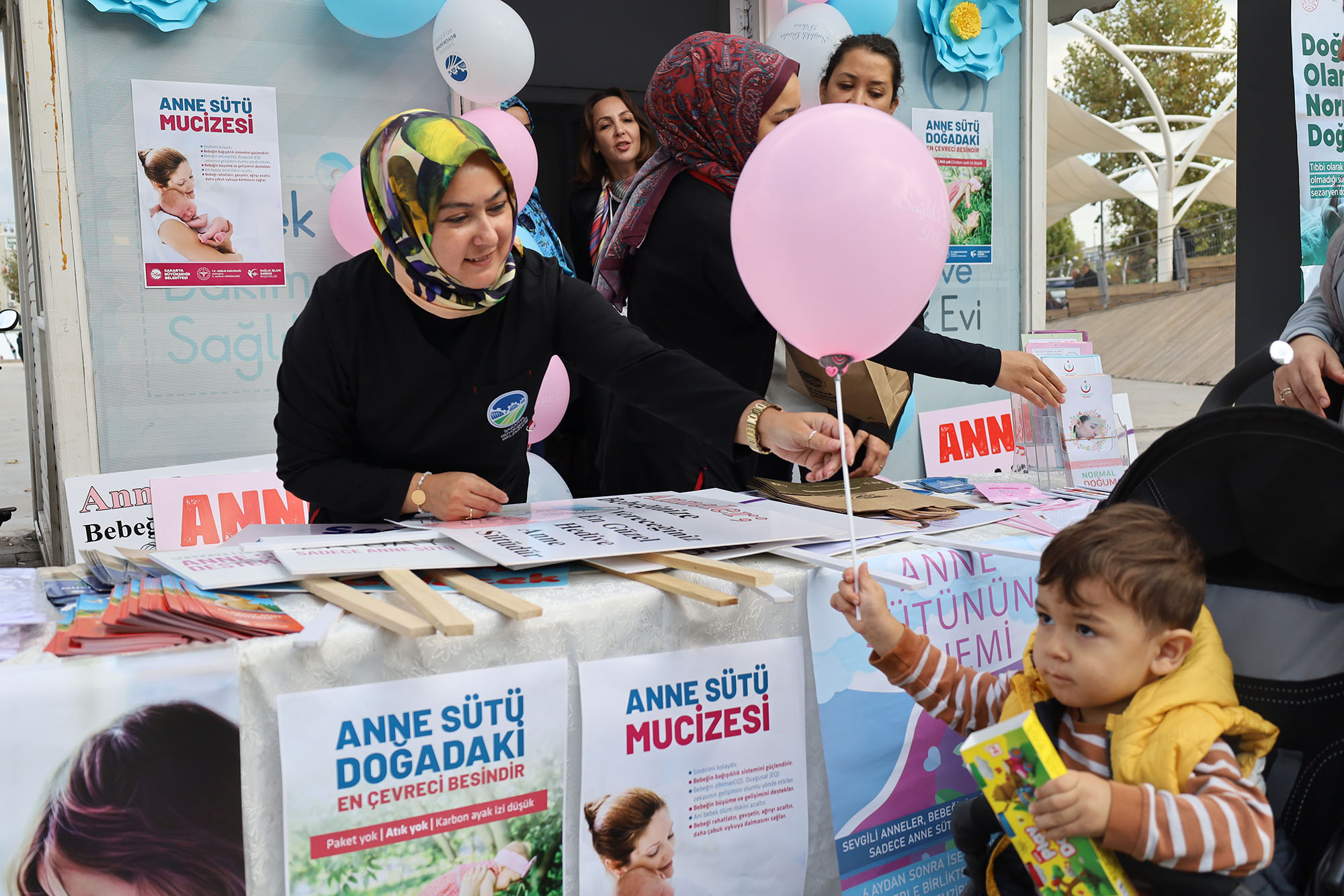 Emzirme Haftası’nda annelere özel program: “Bir damlasında bin fayda”