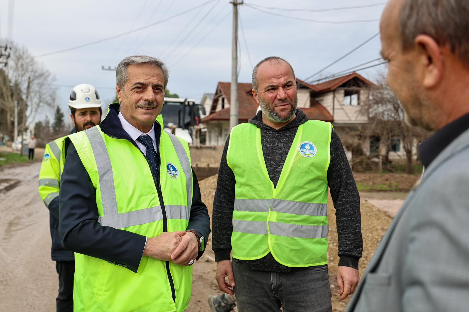 Karakamış Mahallesi’nin yağmur suyu altyapısı yeni hat ile güçleniyor