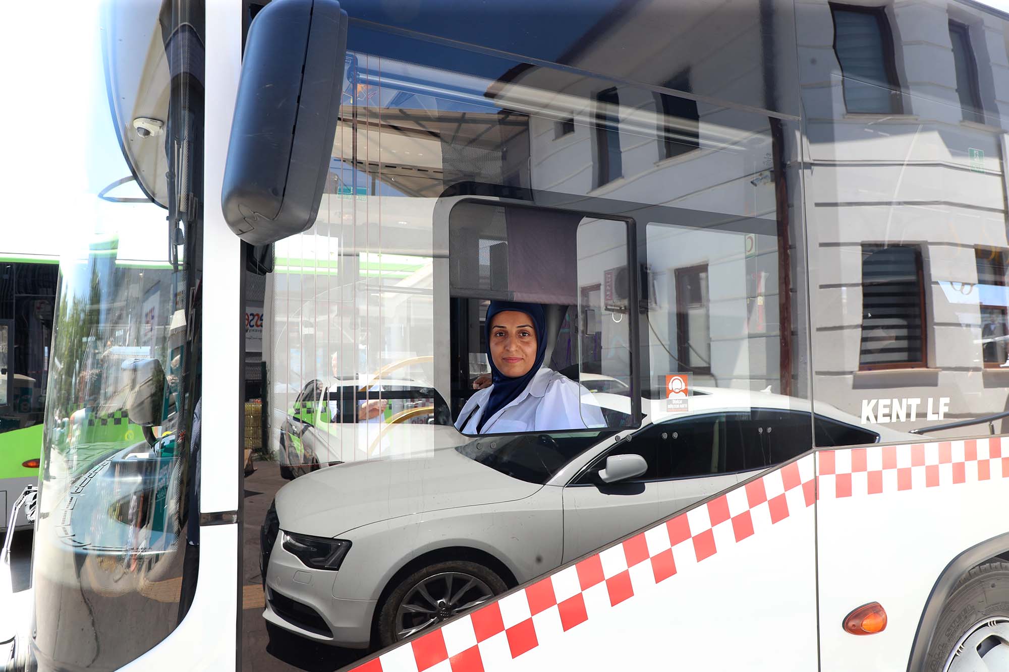 Dünya Toplu Taşımacılık Günü’nde ulaşımın gizli kahramanlarına mesaj