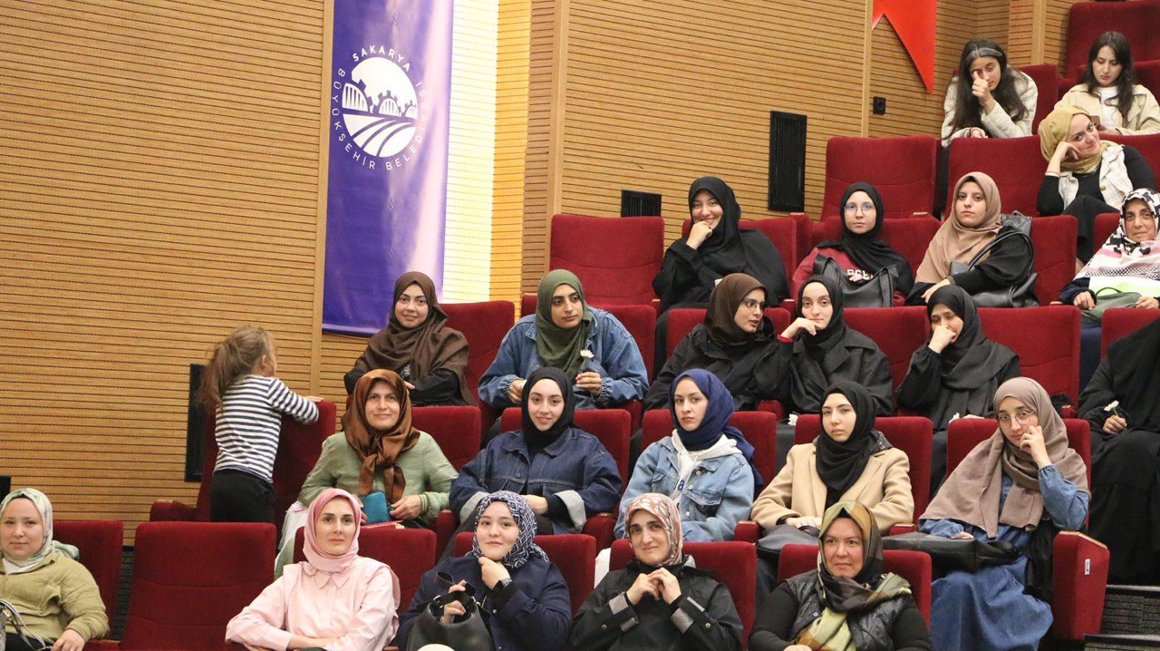 Güçlü Aile Akademisi’nin ilk konuğu Prof. Dr. Erol Göka oldu: “Aile toplumun temelidir...”