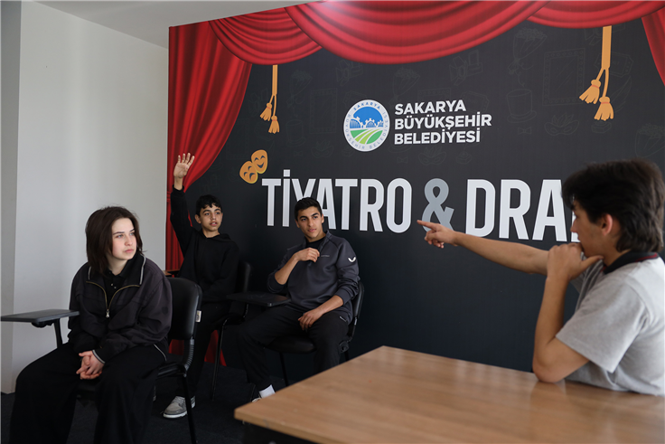 Büyükşehir genç yetenekleri keşfetmek için mahalle mahalle sahaya çıkıyor