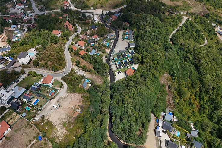 Sapanca’daki asfalt mesaisinin 3’ncü adresi Şükriye Mahallesi oldu