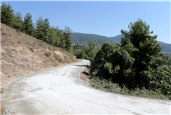 Geyve’nin iki mahallesinde daha beton yol tamam
