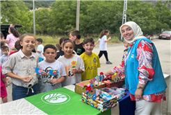 Yaz neşesi bu kez Pamukova, Karapürçek ve Geyve’de yüzlerce çocukla buluştu