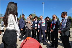 Yusuf Alemdar güzel gelişmeyi gençlerle paylaştı: “Şehir Kütüphanesi için çalışmalar başlıyor”