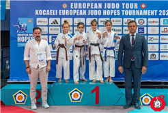 Büyükşehir sporcuları başarılarına devam ediyor 