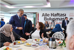 Yusuf Alemdar YADEM sakinleri ve çiftlerle aynı sofrada: “Aile, her şeydir”