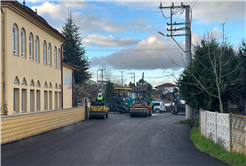 Büyükşehirle asfaltta bir bir arterleri yeniliyor: Sıra Söğütlü Rüstemler’de…