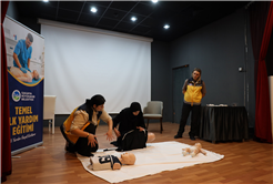 Büyükşehir temel ilk yardım eğitimleriyle vatandaşları bilinçlendiriyor