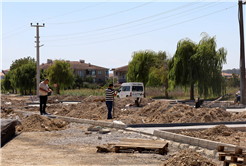 Söğütlü’nün yeni sosyal alanı Ritim Park’ta çalışmalar devam ediyor