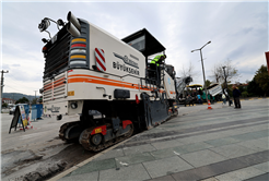 Hendek’in kalbi Şehit Gaffar Okkan Bulvarı’na Büyükşehir dokunuşu