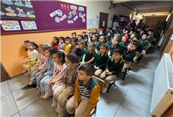 ‘Bir Hikâye Bin Neşe’ çocukların yüzünde tebessüm oluyor