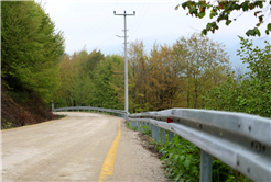 Sakarya’da yollar daha güvenli: 75 kilometre otokorkuluk, “Motorcu Dostu Bariyer”