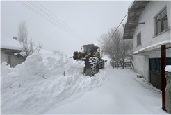 Büyükşehir 48 araç ve 100 kişilik timle karla mücadele mesaisinde: İşte son durum