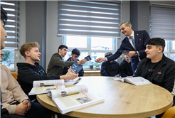 Başkan Yusuf Alemdar: “AFA, AKM, Bilim Merkezi, Şehir Kütüphanesi ve Raylı Sistemlerle gençliğin Sakarya'sını inşa ediyoruz”