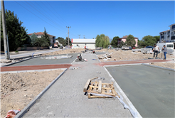 Söğütlü’nün yeni sosyal alanı Ritim Park’ta çalışmalar devam ediyor