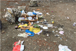 Göl çevresinden 10 poşet çöp toplandı