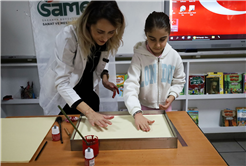 Büyükşehir, öğrencilerle milli marşı andı