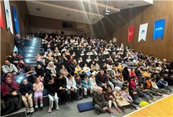 “Çocukça Ramazan Şenliği” coşkulu finalini Akyazı’da yaptı