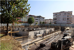 Arifiye’de gençlerin göz bebeği olacak proje yükseliyor: Yüzme havuzu, sanat ve müzik atölyesi, akıl oyunu alanları…