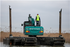 Sapanca Gölü’nün her bir karışı Büyükşehir’in takibinde: Tonlarca atık topladılar…