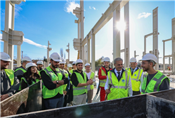 Bilim Merkezi’nde ilk görüntü ortaya çıktı: Yusuf Alemdar geleceğin inşaat mühendisleriyle şantiyede son durumu açıkladı