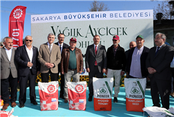 Üreticiye 10 bin 640 kilogram yağlık ayçiçeği tohumu desteği