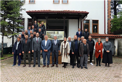 Büyükşehir’den muhtarlarla yerinde sosyal hizmet buluşması
