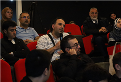 OSM’de Sakaryalılara Gazze’yi anlattı: “Filistinliler için vatan gözyaşıdır…”