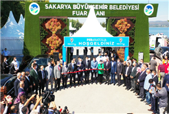 ‘Lokomotif şehir Sakarya’ dev fuarla kapılarını bu kez dünyaya açtı