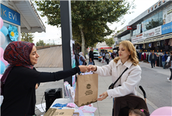 Emzirme Haftası’nda annelere özel program: “Bir damlasında bin fayda”