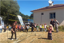 Büyükşehir mahallelerde yetenek keşfi yolculuğunu sürdürüyor