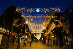 Çark Caddesi’nde ışıl ışıl Ramazan 