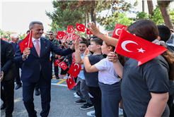 Yusuf Alemdar miniklerin karne heyecanına ortak oldu: “Geleceğin güçlü Türkiye’si için en büyük hazinemizsiniz”
