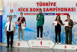 Kick boksta Büyükşehir rüzgârı: 3 Türkiye şampiyonluğu