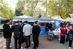 Üniversitede Büyükşehir rüzgârı: İkramlar, hediyeler… 