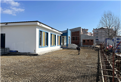 Arifiye’de binlerce genci heyecanlandıran ilerleyiş: Havuzun yaz sezonunda kapılarını açması hedefleniyor