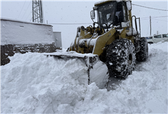 Büyükşehir’in kar mesaisi sonuç verdi: 6 grup yolu ulaşıma açıldı