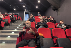 “Sinema insanın kendi hikâyesiyle yeniden karşılaşmasına imkân verir”