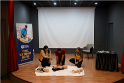 Büyükşehir temel ilk yardım eğitimleriyle vatandaşları bilinçlendiriyor