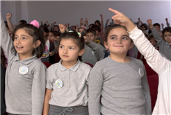 “Akça” tiyatrosuyla minikler çevre bilinci kazandı