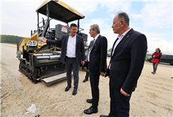 Akyazı’da hizmet ve yatırımlar bir bir tamamlanıyor